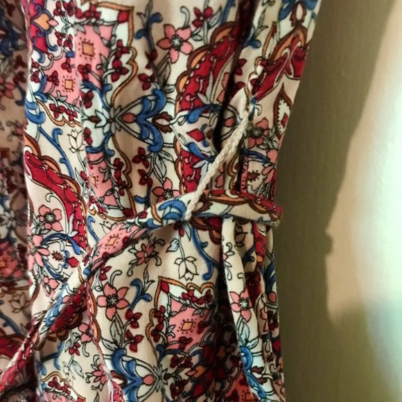 LOFT Flutter Sleeve Sundress - Medium - Picture 6 of 8